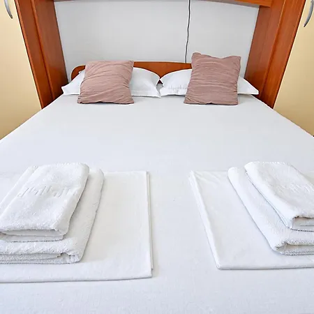 Smiljana Apartment Razanj